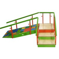 Children's stairs with ramp: Three steps with adjustable handrail Children's stairs with ramp: Three steps with adjustable handrail